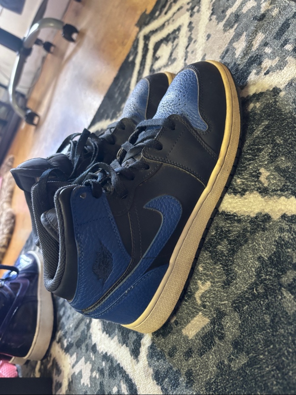 Jordan 1 Retro High OG (Dark Marina Blue) High-Top Sneakers